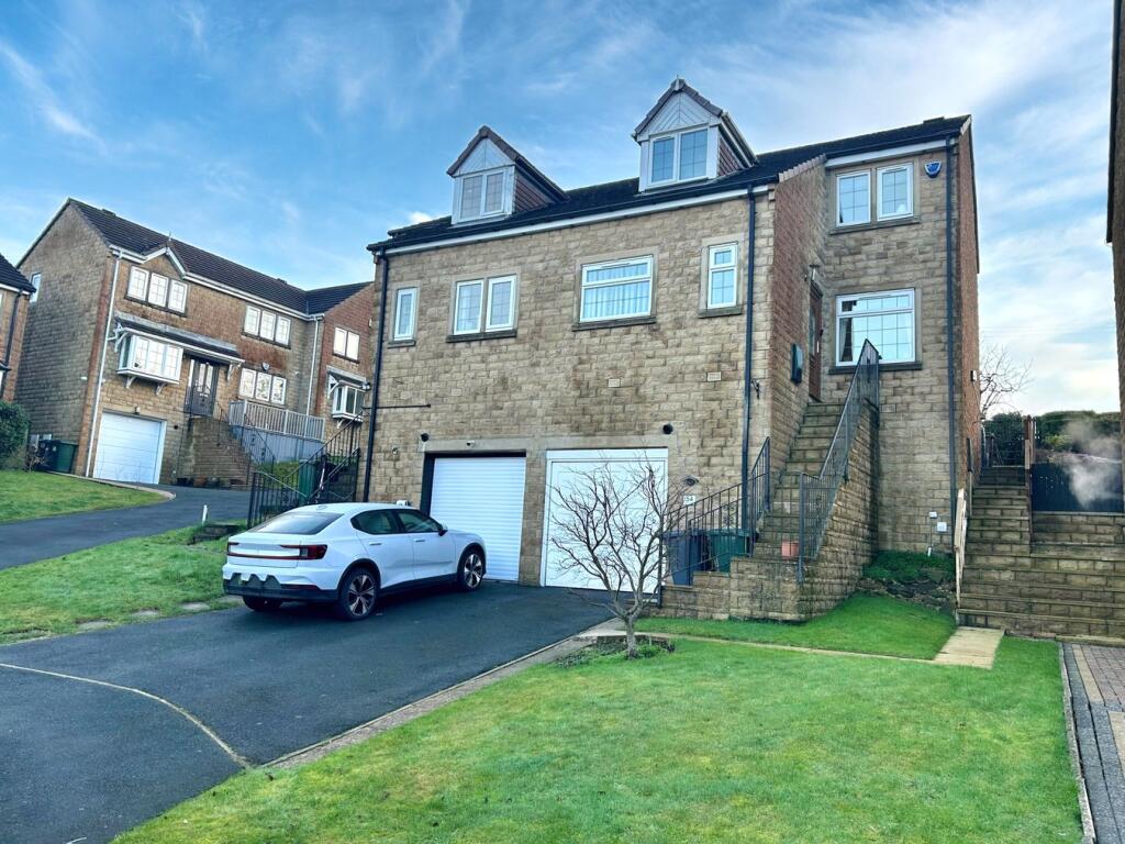 Main image of property: Highfell Rise, Keighley, BD22