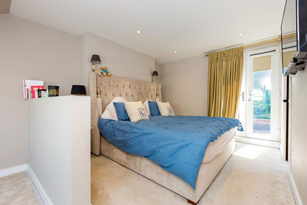 Truss Hill Road, Sunninghill - View 5