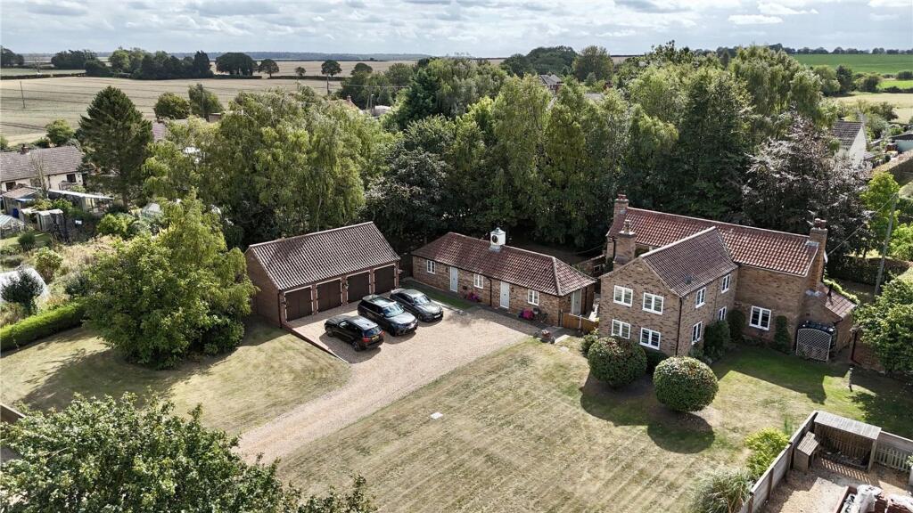Main image of property: Allisons Cottage, Barnetby, DN38 6DU