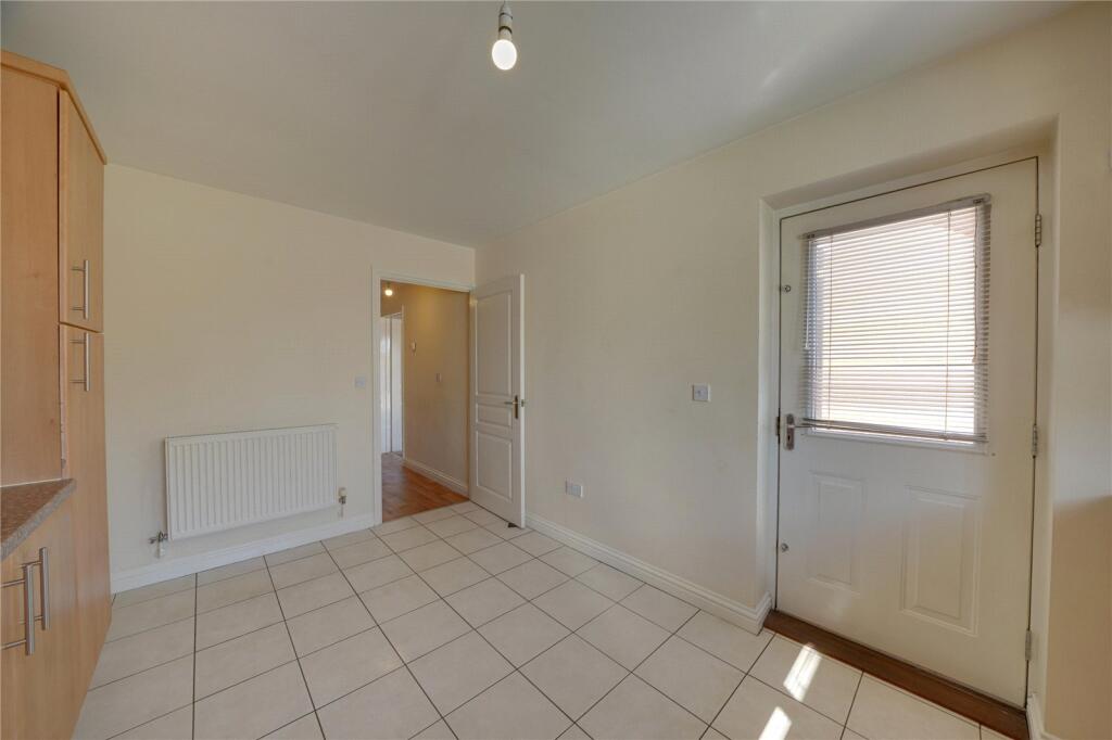 House in West Suffolk, Mildenhall - More