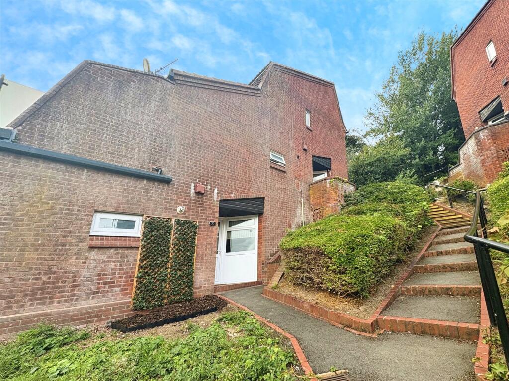 Main image of property: High Trees Close, Redditch, Worcestershire, B98