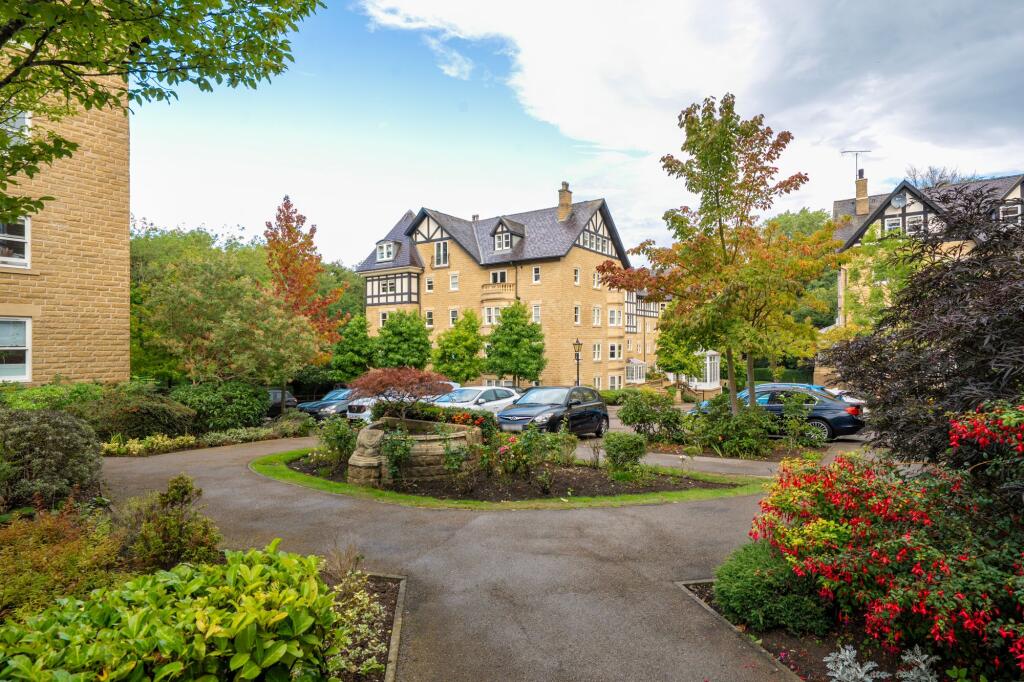 Apartment in Harrogate - View 3