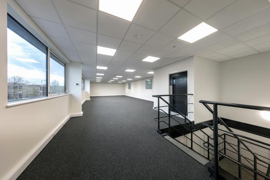 2025- 941 Yeovil Road - STE - 221435.jpg