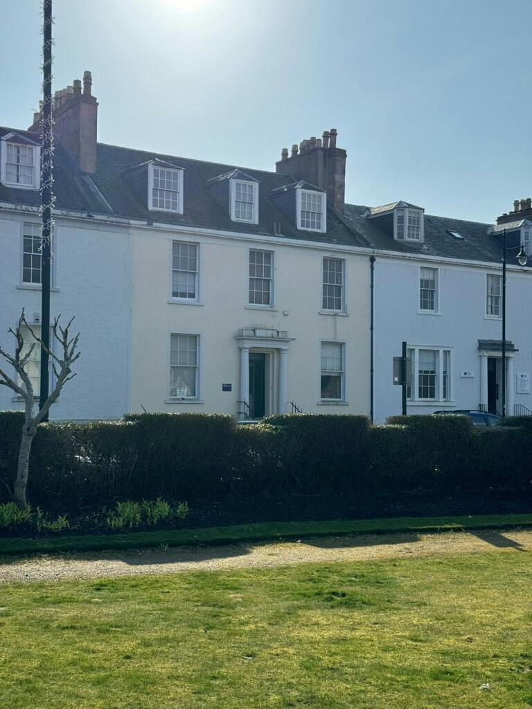 Main image of property: 19 Wellington Square, Ayr, KA7 1EZ