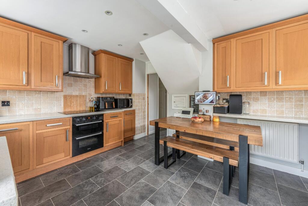 House in East Hampshire, Petersfield - View 4