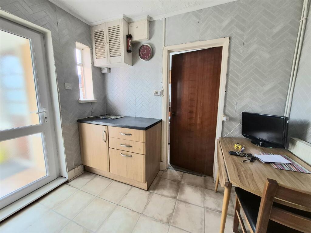 House in Leicester - View 5
