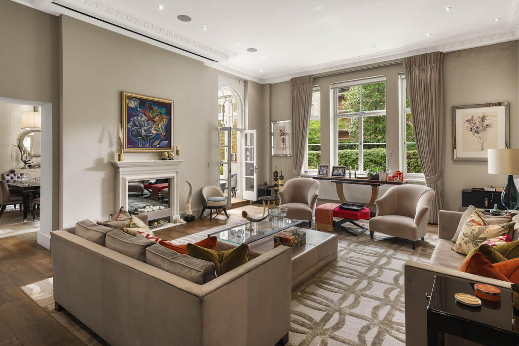 Main image of property: Hyde Park Street, London, W2 2