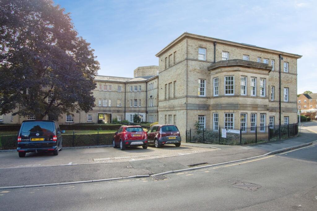Main image of property: Tuke Grove, Wakefield, West Yorkshire, WF1