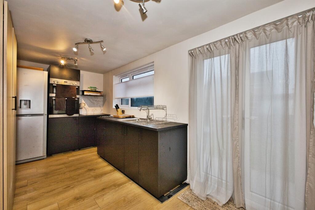 Additional image 10 of Mullins Close, Wells