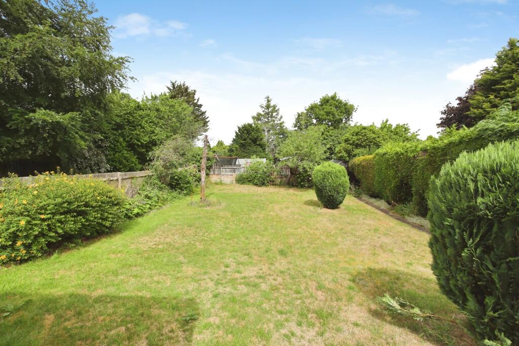 House in Maidstone, Loose - View 2
