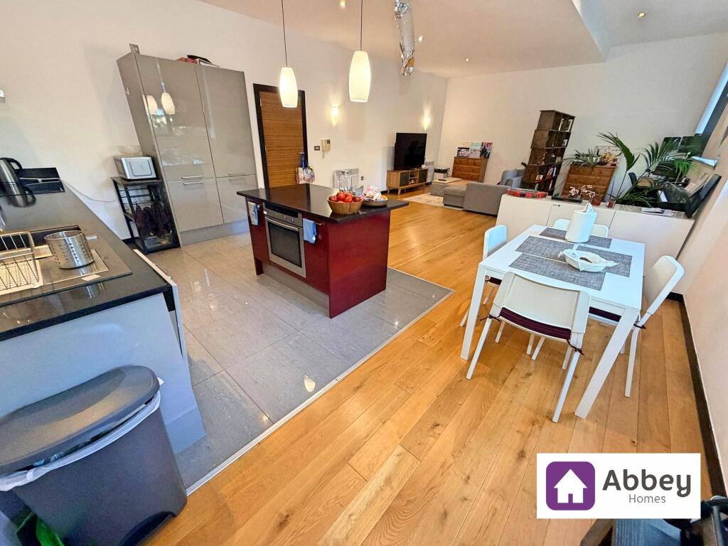 Apartment in Leicester - View 5