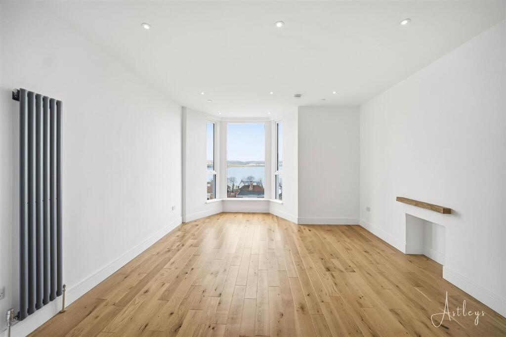 Apartment in Mumbles, Oystermouth - View 4