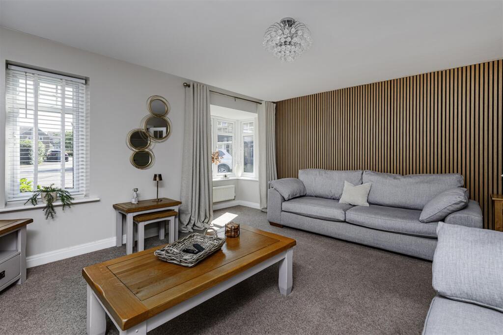 House in Bradford, West Yorkshire - View 2