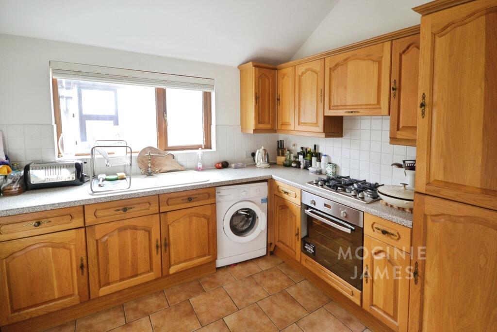 Kimberley Road, Cardiff, Caerdydd photo 4
