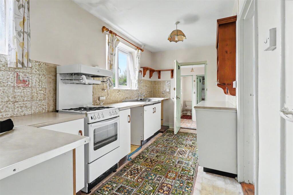 Field Close, Braunton, Devon, EX33 photo 4