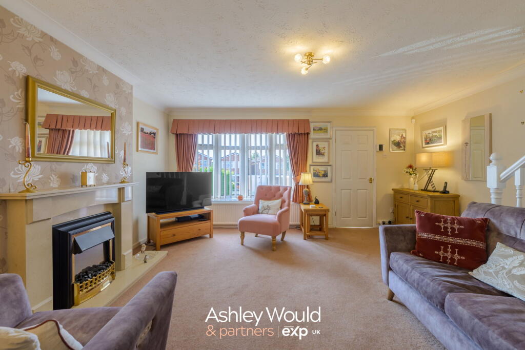 House in Dudley, West Midlands - View 4