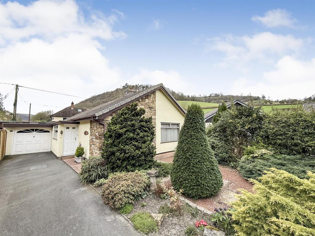 Main image of property: Maes Madog, Pontfadog, Llangollen