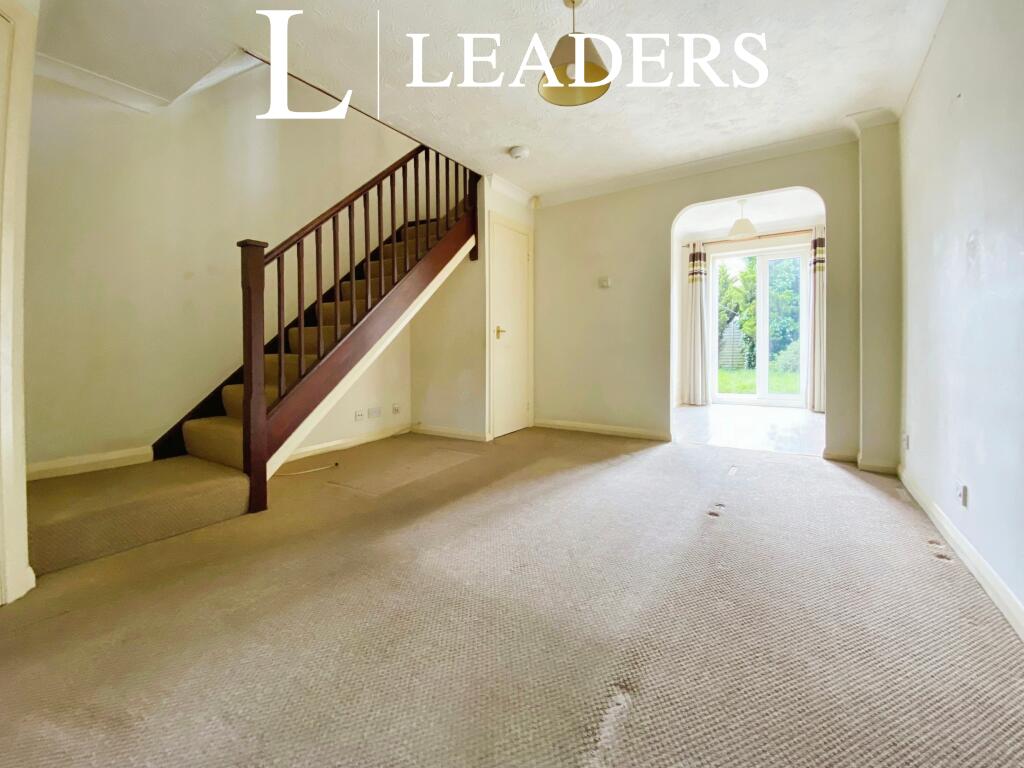 House in Worcester - View 5