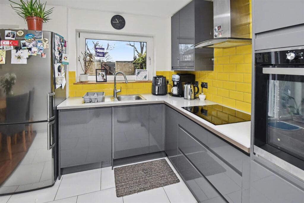 House in Corby, North Northamptonshire - More