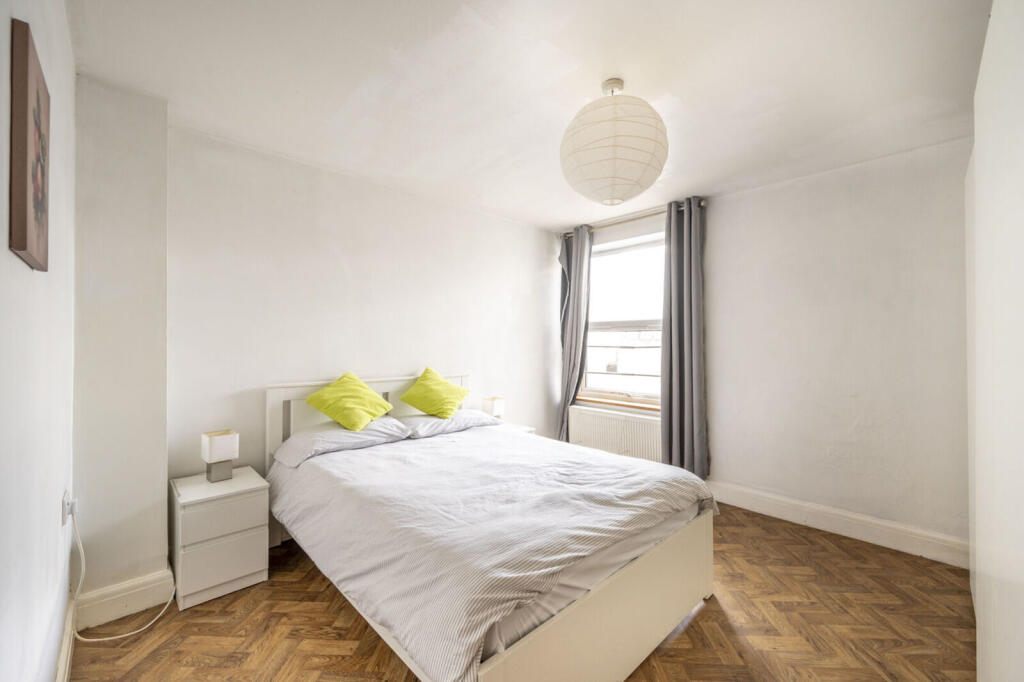 Apartment in London - View 4