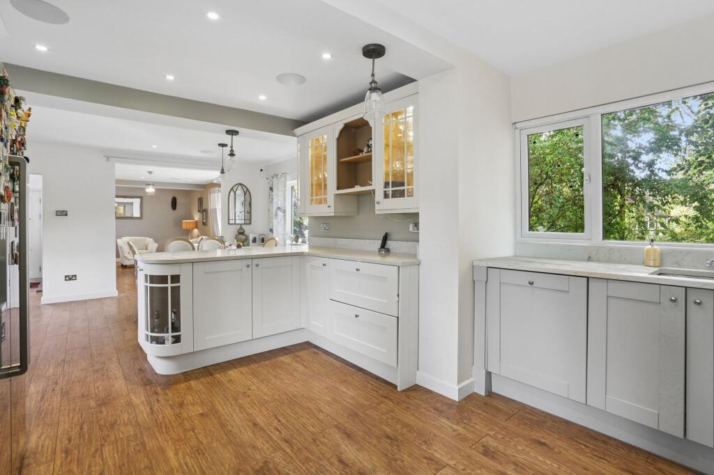 House in Epsom and Ewell, Epsom - View 5