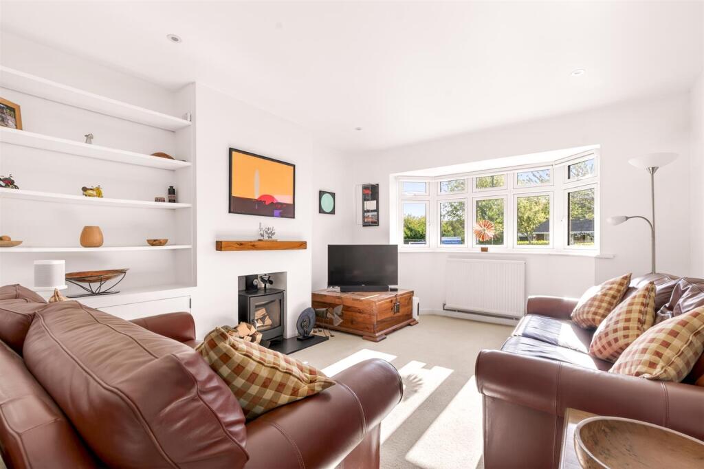 Glenville Road, Rustington photo 3