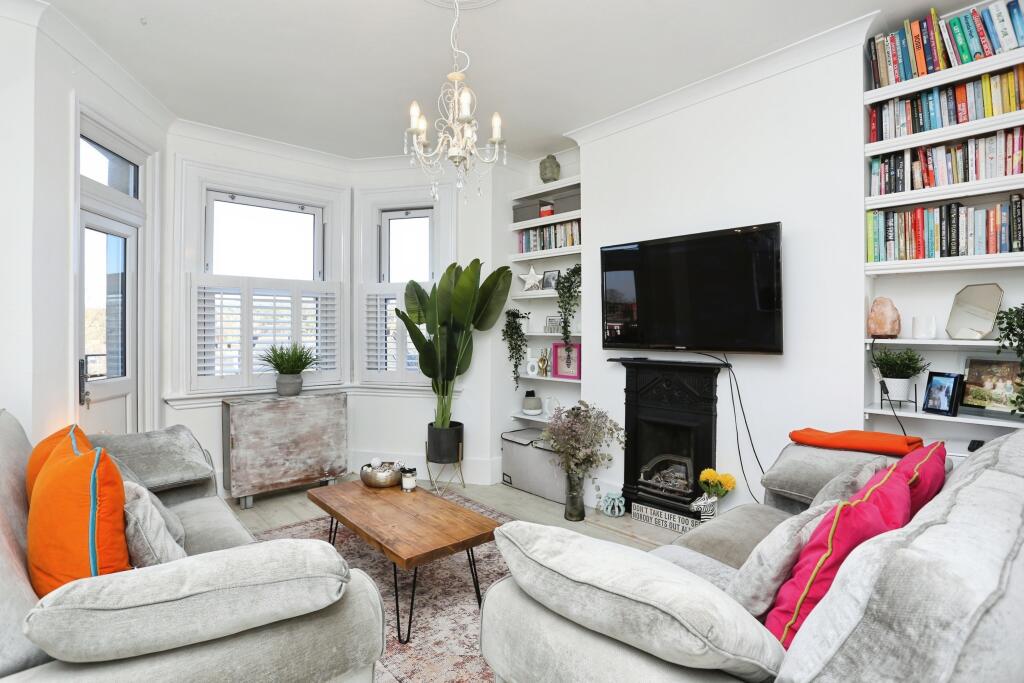 Main image of property: 26 Rosendale Road, London, SE21