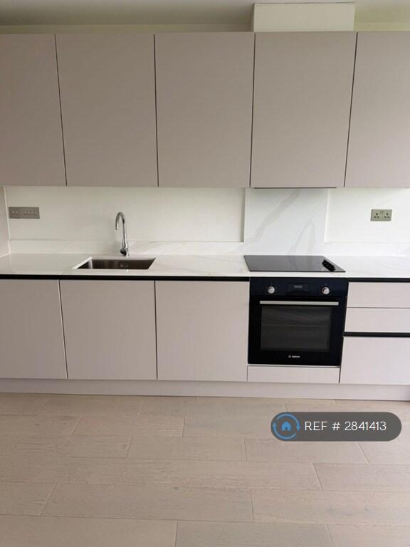 2 bedroom penthouse for rent