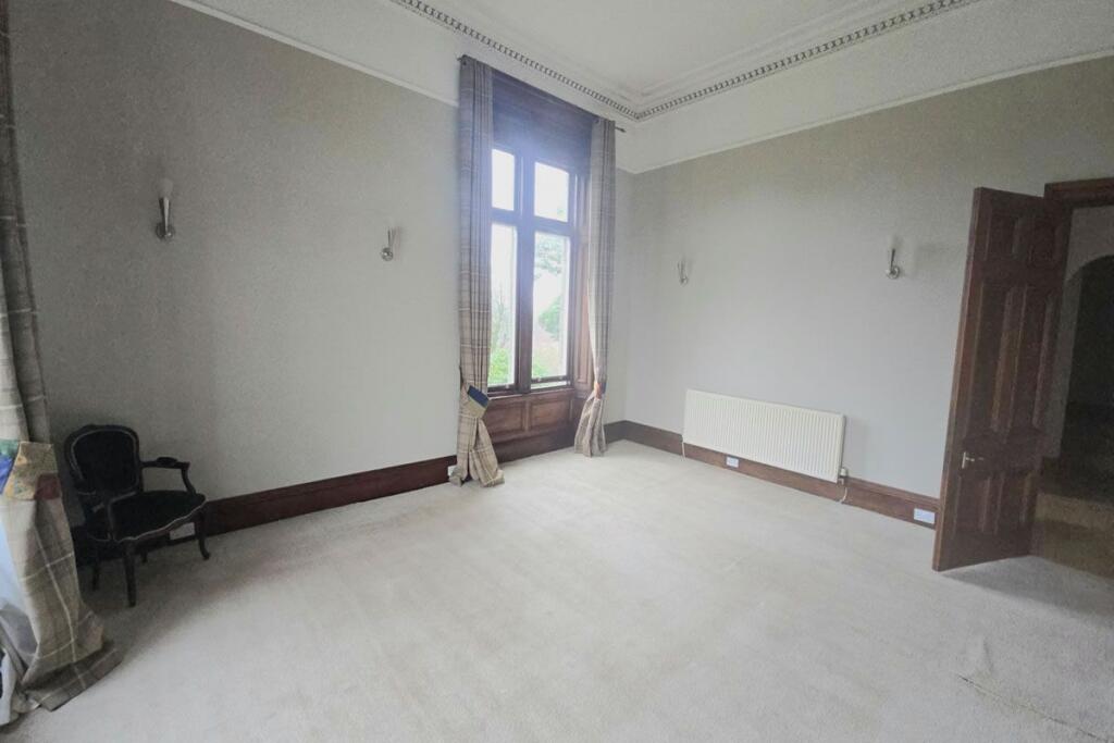 Apartment in Glasgow, Stirling - View 3