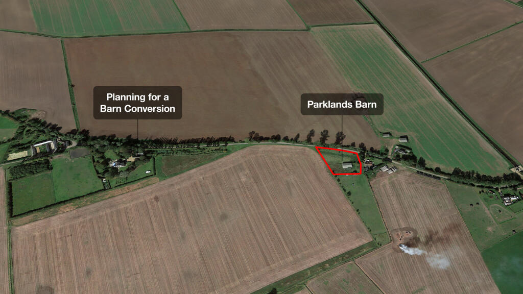 Close to barns with planning permission.