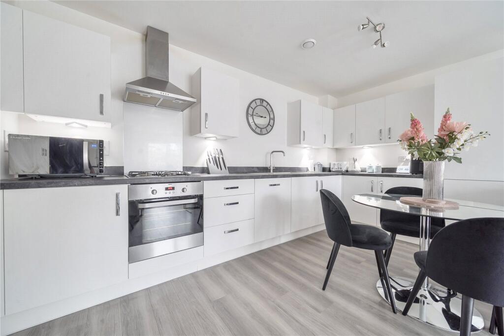 Apartment in Basingstoke and Deane, Basingstoke - View 4