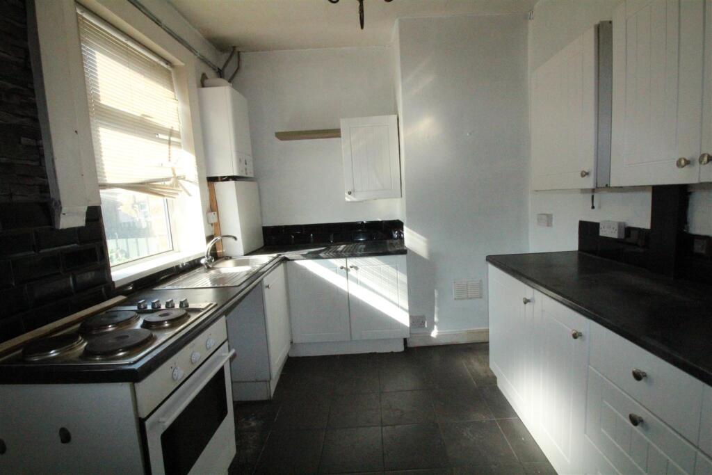 Additional image 3 of Cleckheaton Road, Low Moor, Bradford