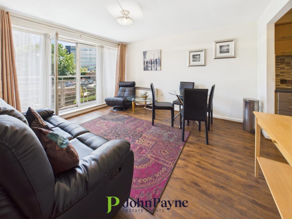 Manor House Drive, Coventry, CV1 photo 2