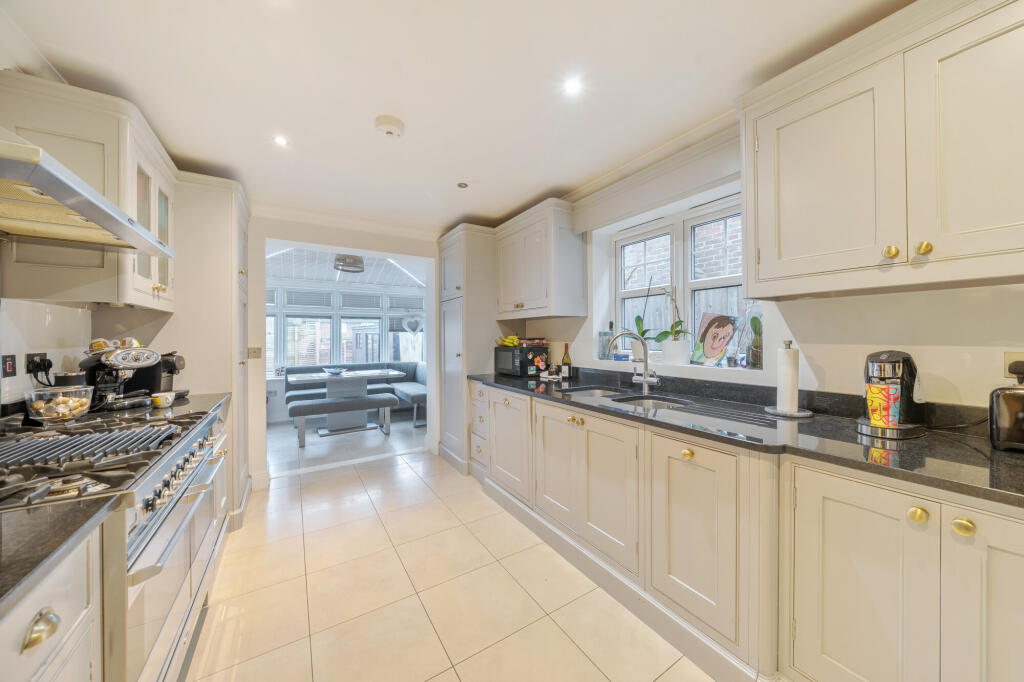 Additional image 2 of Penn Road, St. Albans, AL2