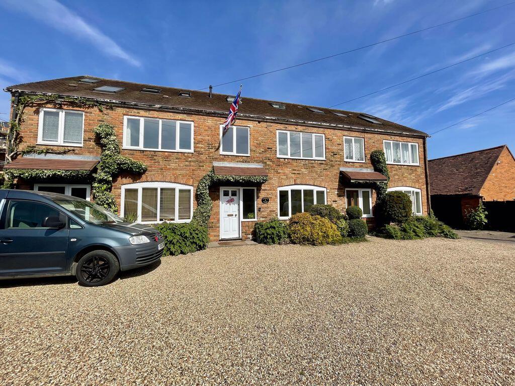 Main image of property: Room to Rent - Wycombe Lane