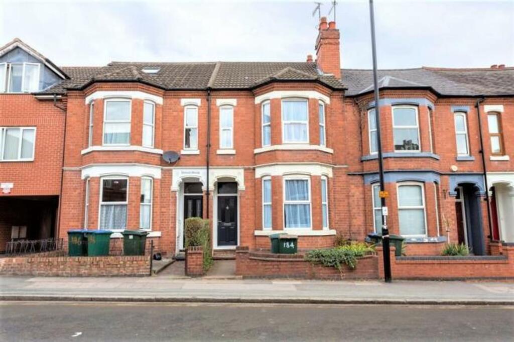 Main image of property: 184 Albany Road, Coventry, CV5