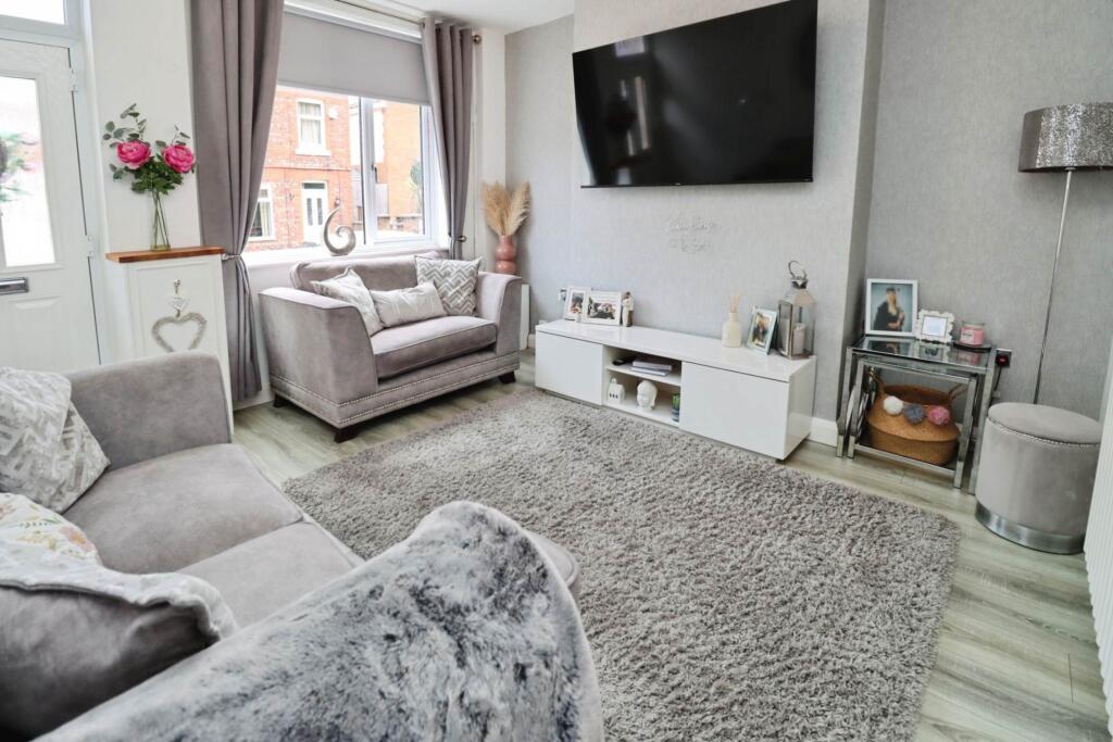 House in Wirral, Liverpool City Region - View 2