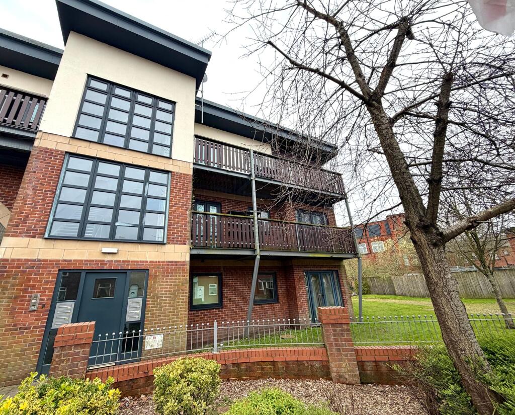 Main image of property: Canalside, Radcliffe, M26