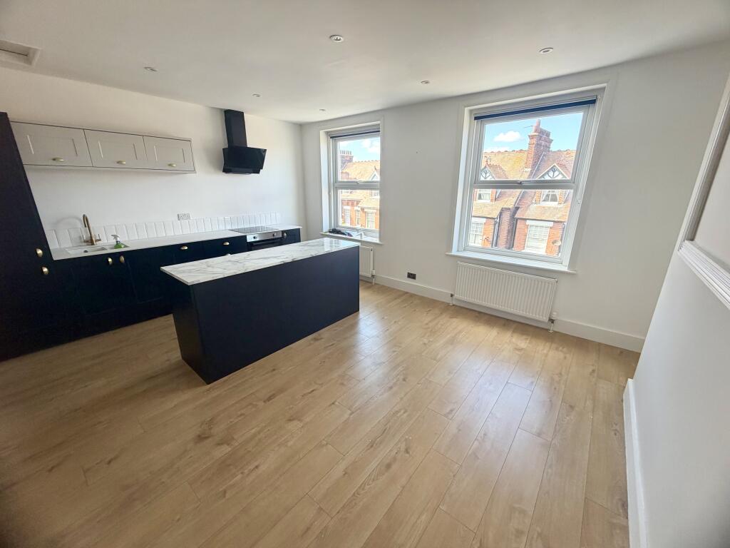 Apartment in Margate, Westbrook - View 2