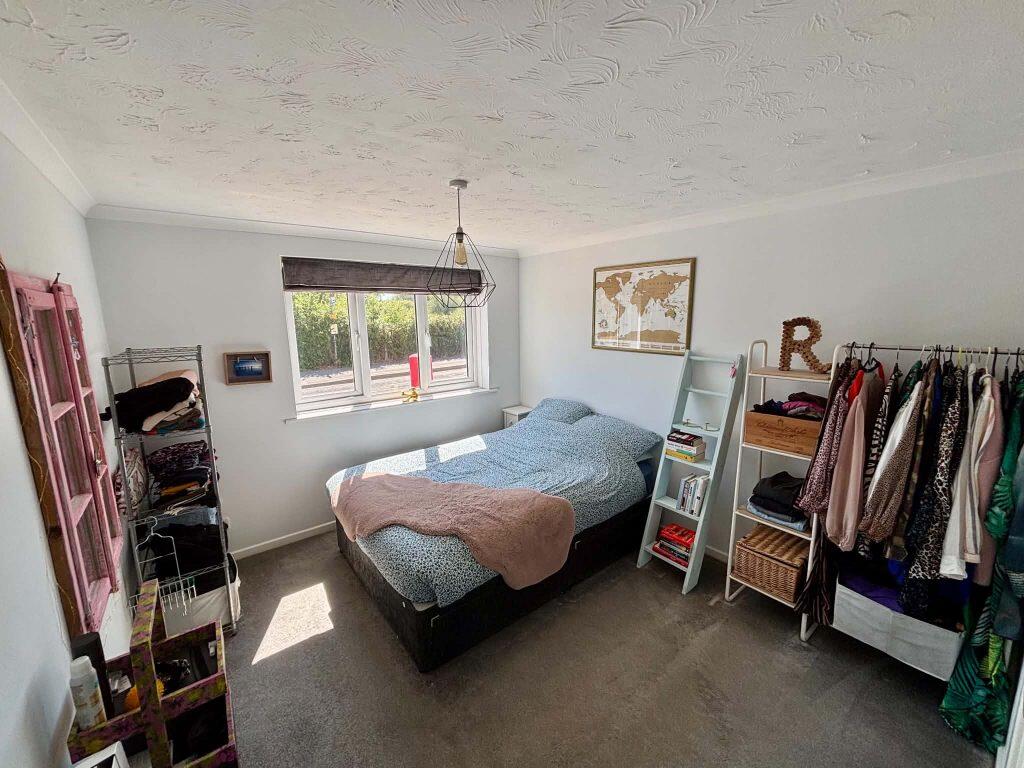 Apartment in Reading - View 4
