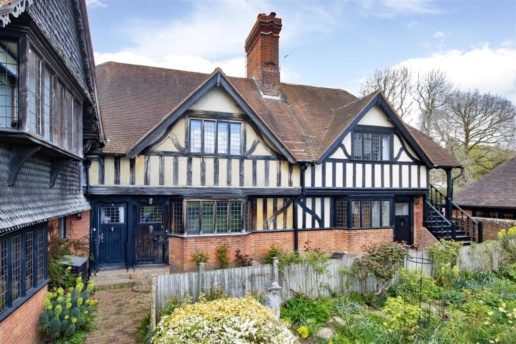 Main image of property: The Green, Leigh - Chain Free