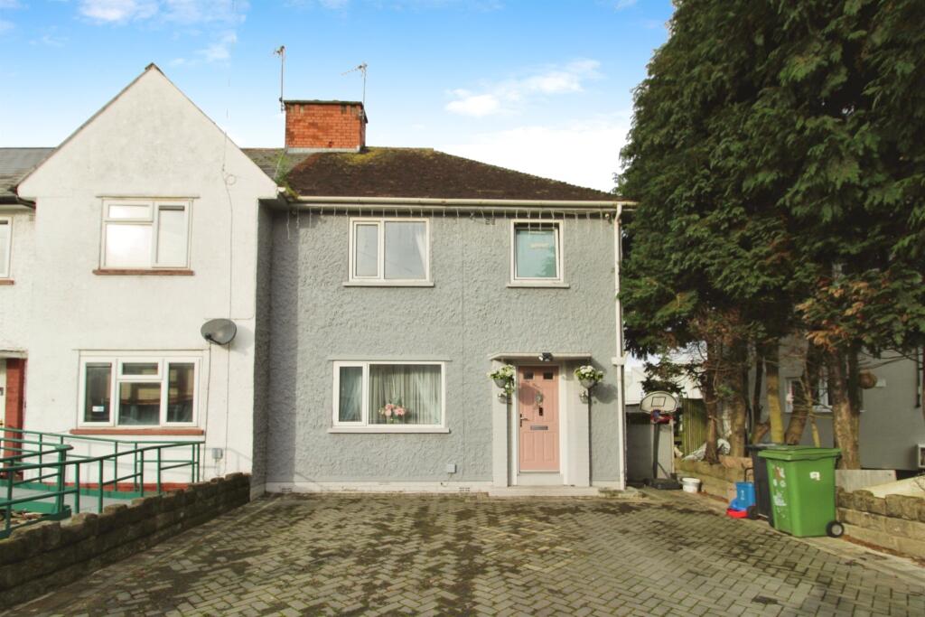 4-bed terraced on Clydesmuir Road, Cardiff, £225,000