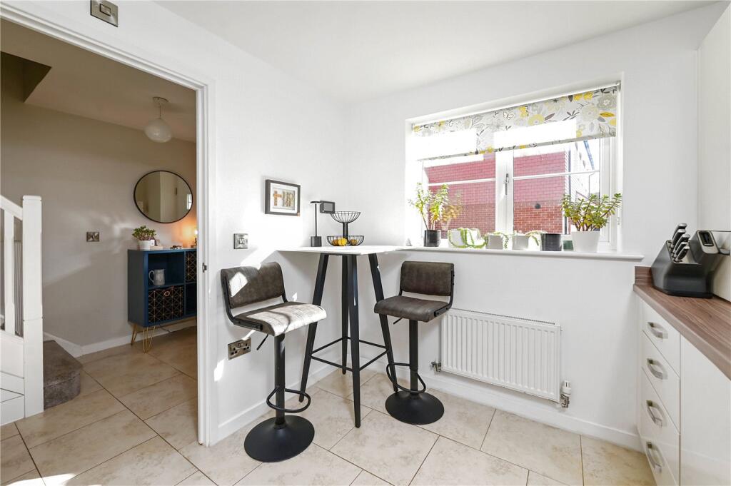 House in Guildford - View 3