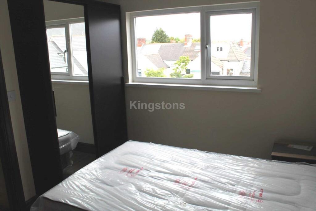 Apartment in Cardiff - View 4