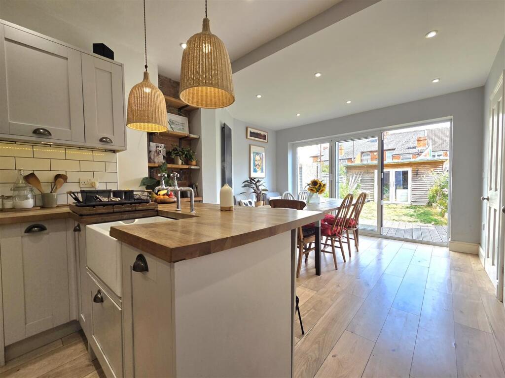 House in Gloucester, Tuffley - View 5