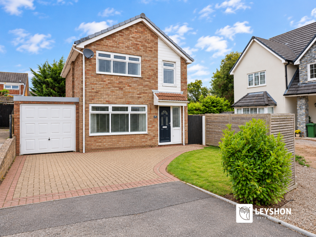 Main image of property: Chalfont Close, Beddau, CF38