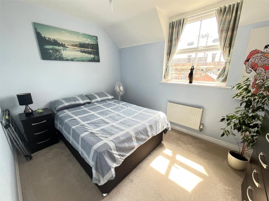 Apartment in Daventry, Middlemore - View 5