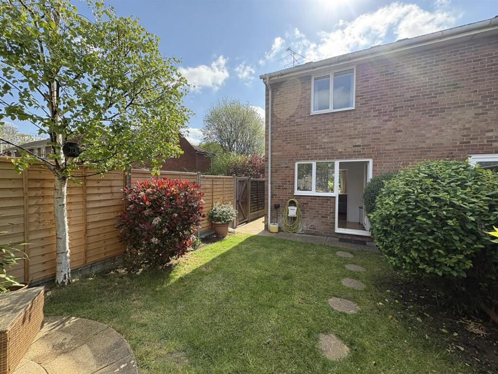 Additional image 16 of Lords Wood, Welwyn Garden City