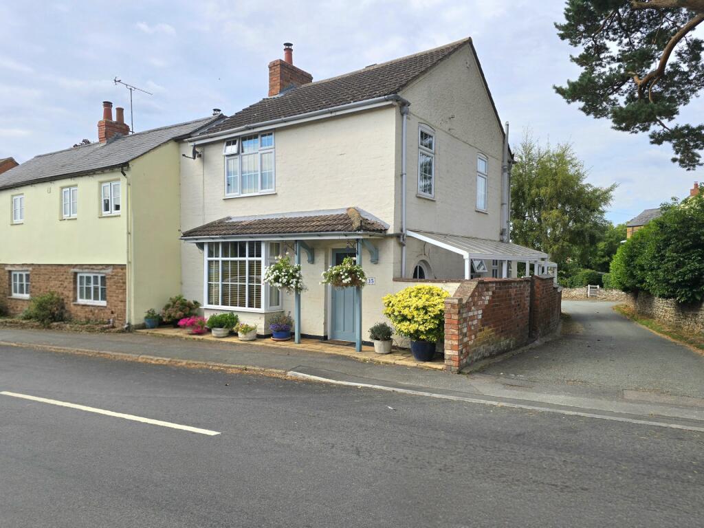 Main image of property: Church Street, Crick, NN6 7TP