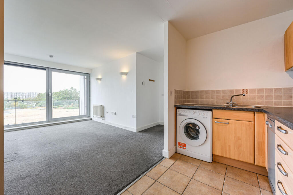 Apartment in London - View 5